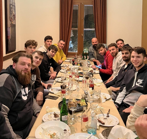 Δείπνησαν στο &quot;Και Μετά&quot; οι Άνδρες της Ένωσης Ιλίου!